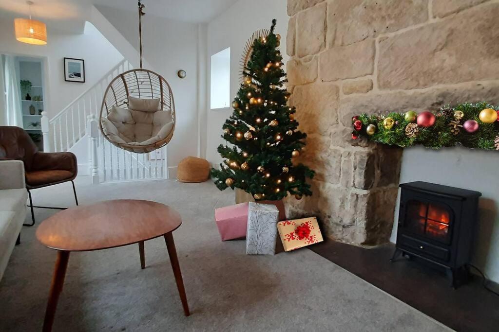 Bright & Beautiful 4 Bedroom House With Sea Views Portland Extérieur photo