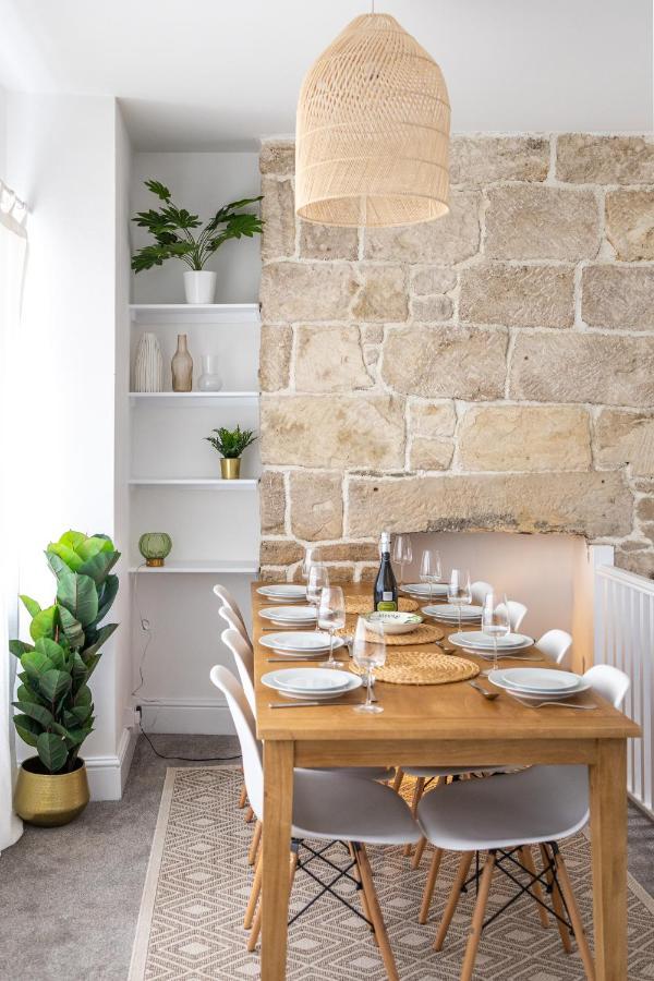Bright & Beautiful 4 Bedroom House With Sea Views Portland Extérieur photo
